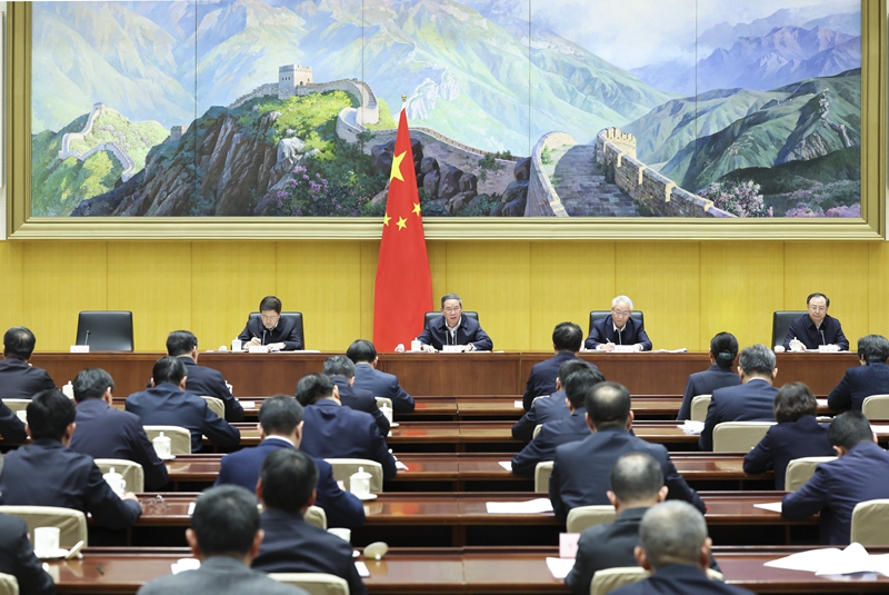 李强在全国安全生产电视电话会议上强调：深入贯彻落实习近平总书记重要指示精神 压紧压实责任 认真排查隐患 狠抓工作落实 坚决遏制各类安全事故多发连发势头